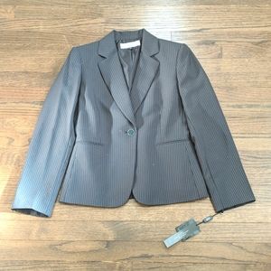 Beautiful Tahari  Pin Stripe Blazer